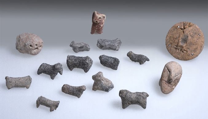 Figurines found at the excavation site.jpg